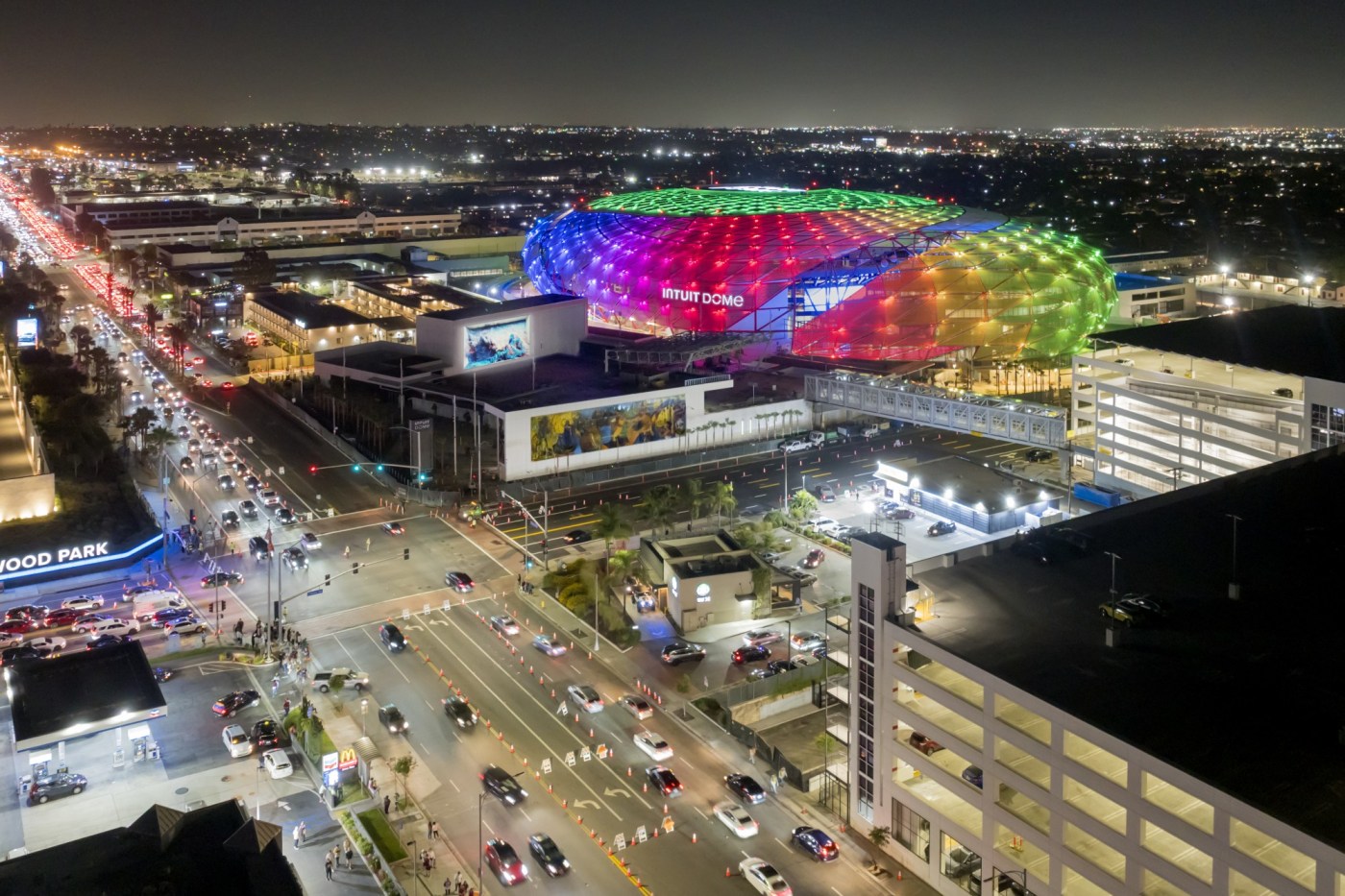 5 things to know as Intuit Dome opens its glossy, high-tech doors 1 TDB L INGLEWOOD INTUIT 0810 10 AvDDqG