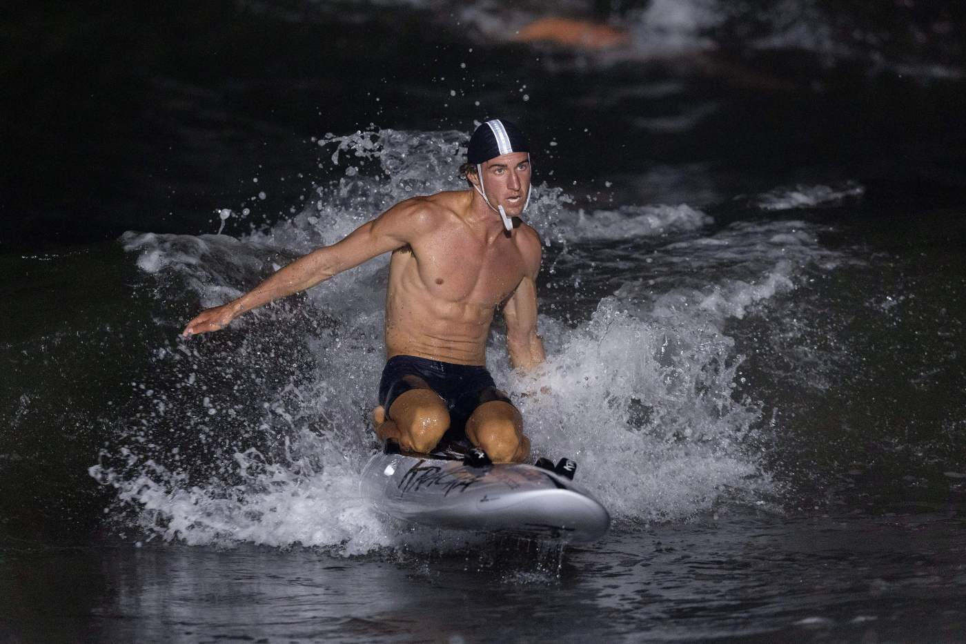 TDB L SURFEST GUARDS 0805 dk 02 1 LgkJcL