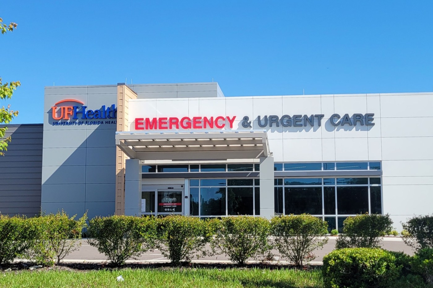 Urgent care or ER? With ‘one-stop shop,’ hospitals offer both under same roof 1 US NEWS HEALTH HOSPITALS COMBINATION 4 KHN KqPHjH