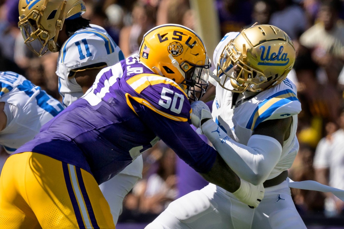 UCLA’s Oluwafemi Oladejo gaining more experience as edge rusher 1 AP24267284994817