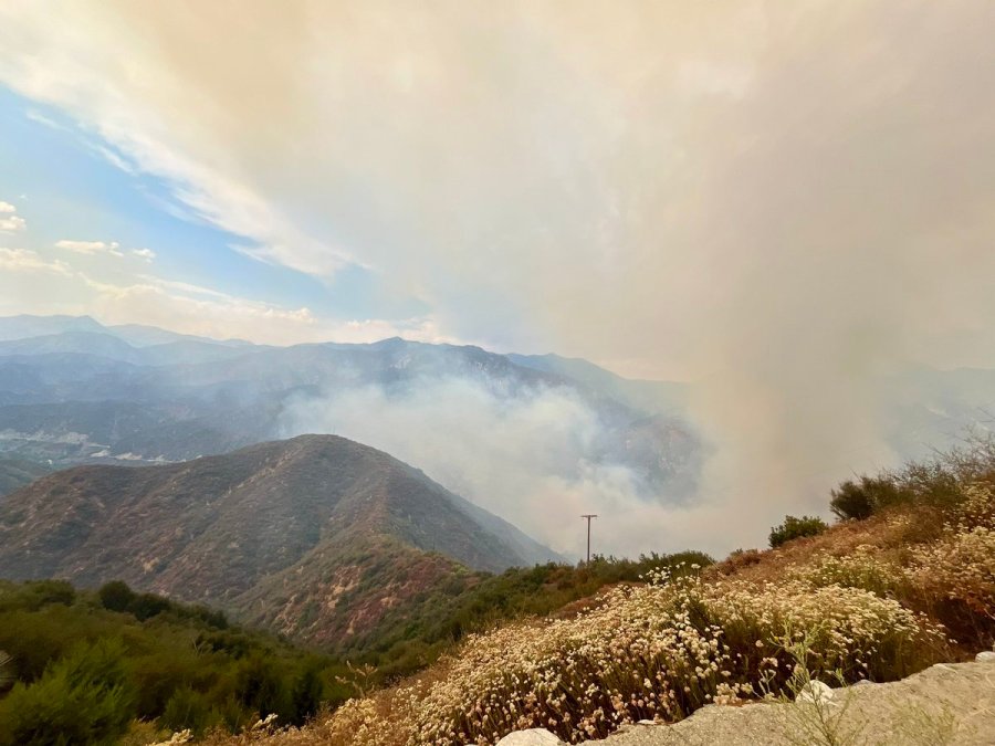 'Bridge Fire' in San Gabriel Canyon prompts road closures, evacuations 1 Bridge Fire 2 yL6FvC