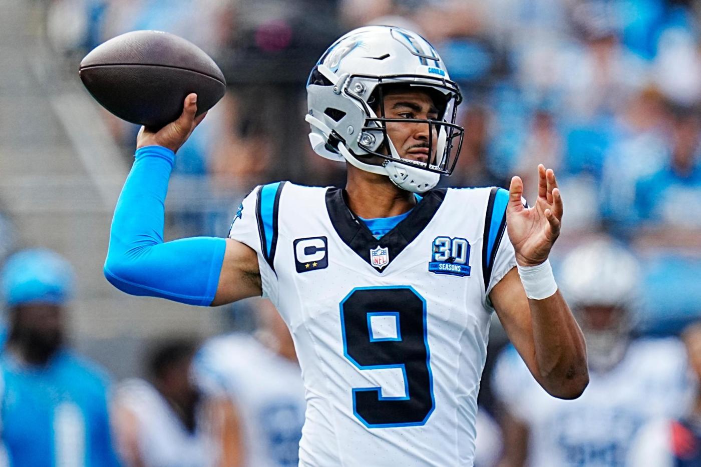 Chargers Panthers Football 93720 f919af QRZpAJ