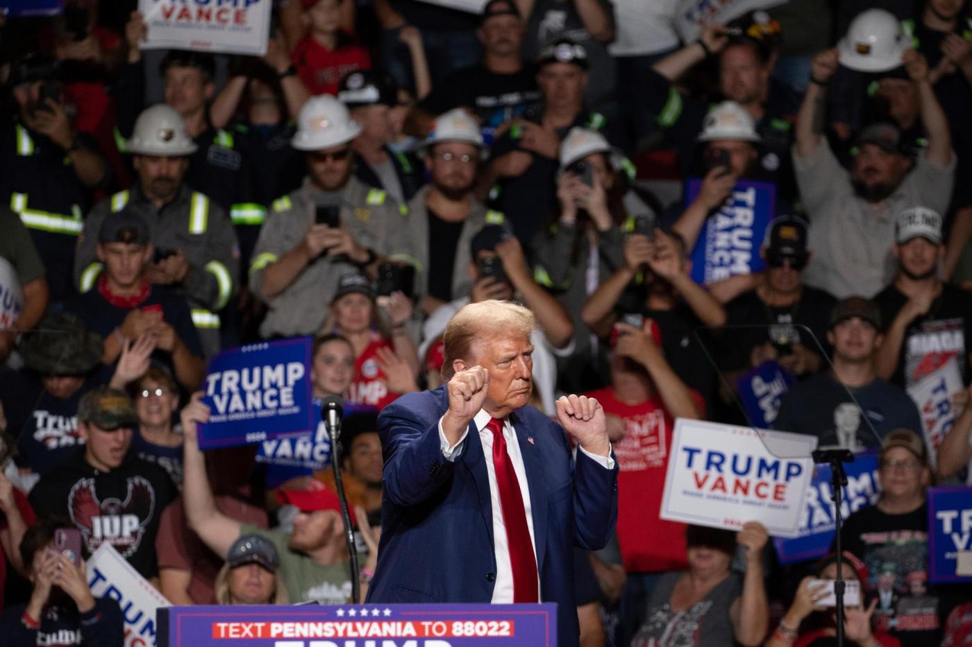 Trump wants to lure foreign companies by offering them access to federal land 1 Election 2024 Trump 28244 FPaWKY