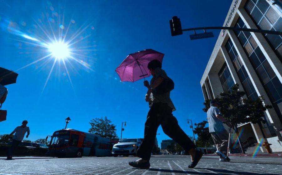 Stretch of warm weather begins this weekend in Southern California 1 GettyImages 865959908 TUqomj