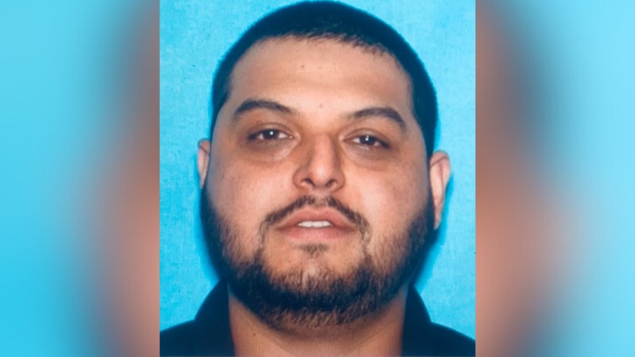 Charges filed against wanted felon who allegedly killed Air Force veteran, later escaped custody 1 Noe Armando Banuelos