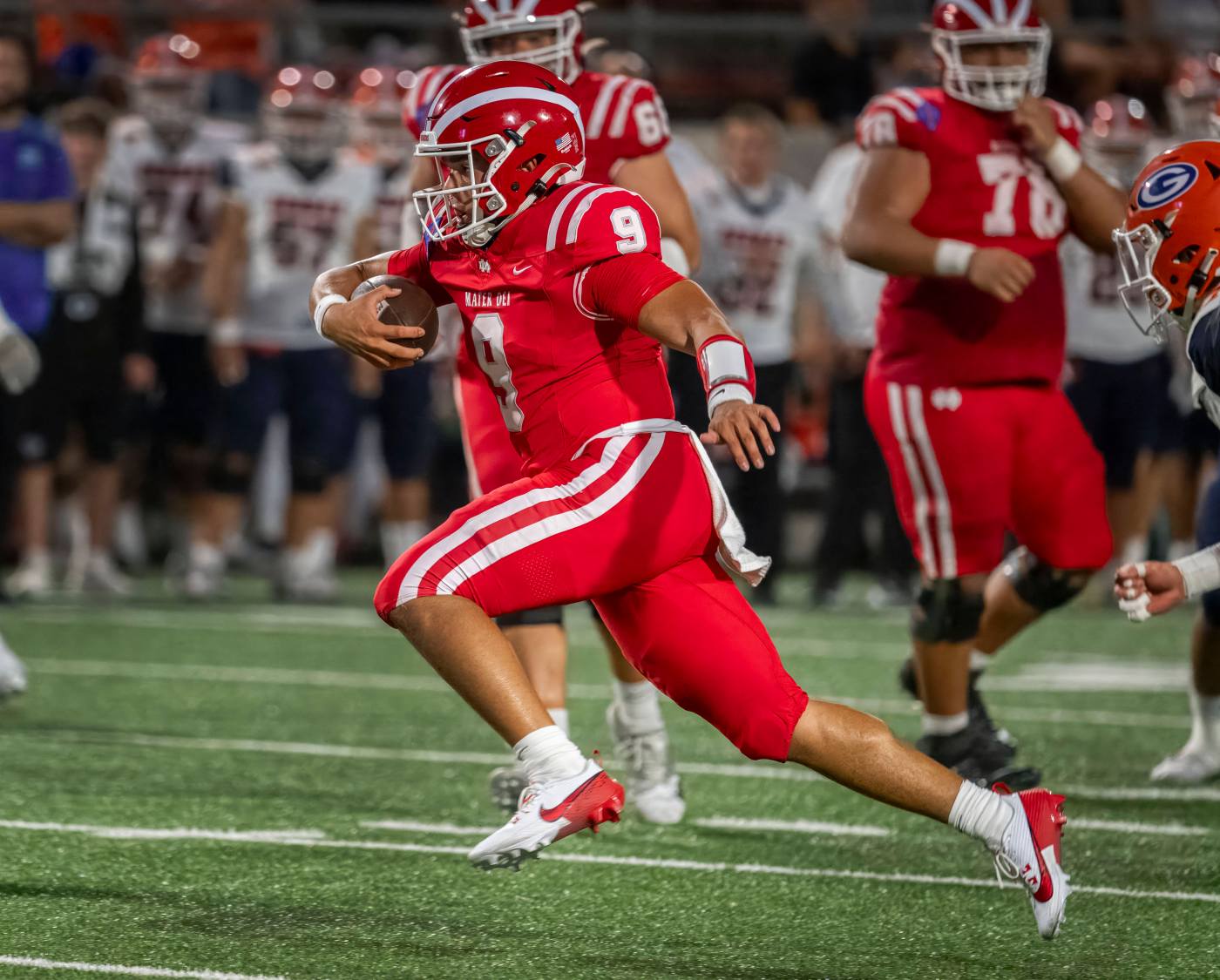 Mater Dei football rolls past Bishop Gorman in national showdown 1 OCR L HSFB BGORM MDEI 090703 2 zgsa8P