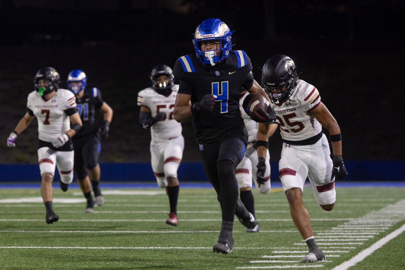 Santa Margarita football smoothly rolls to win over Oaks Christian after turbulent week 1 OCR L HSFB OAKS SMARG 0914 dk 01 2 WUlJHv
