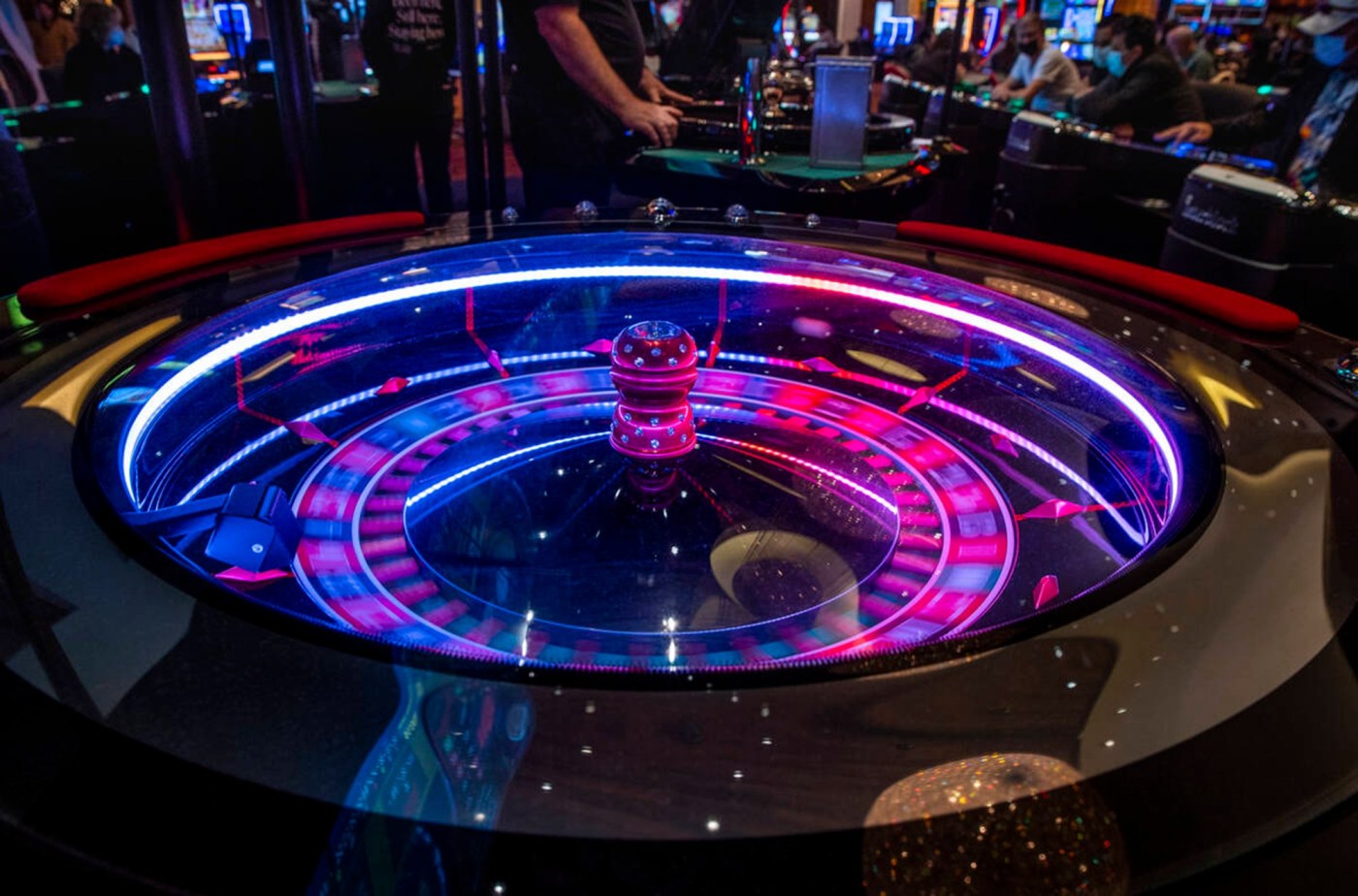 US NEWS GAMBLING POLL LV