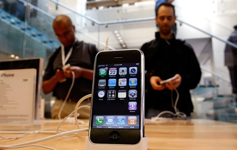 iPhoneGettyImages 77447387 e1726246056191 p5Os7Q