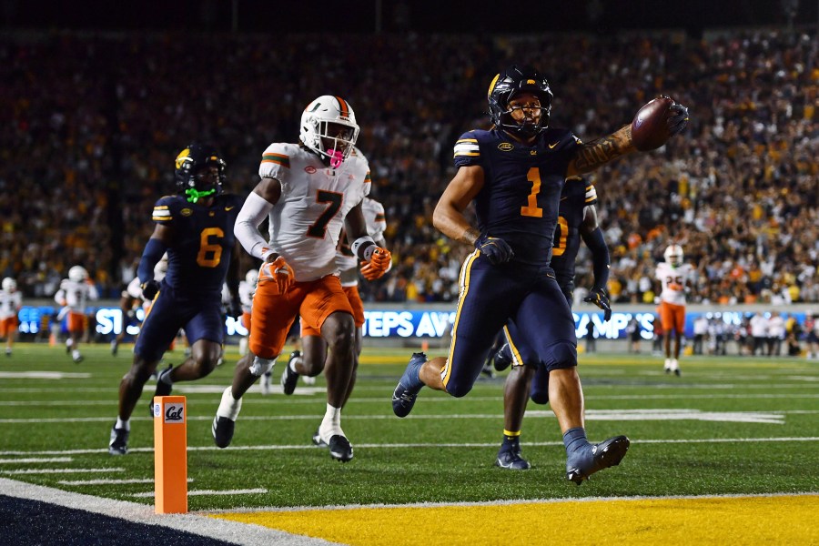 California lawmakers write letter urging schools to pay athletes directly 1 AP24280158273894 7X5Vi2