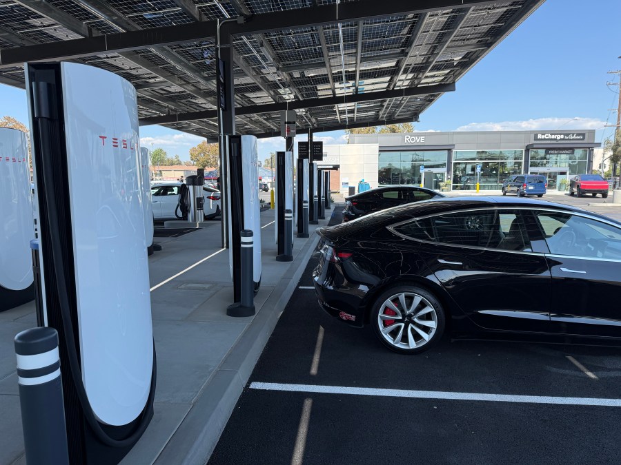 First EV 'gas station' opens in Southern California 1 IMG 1016