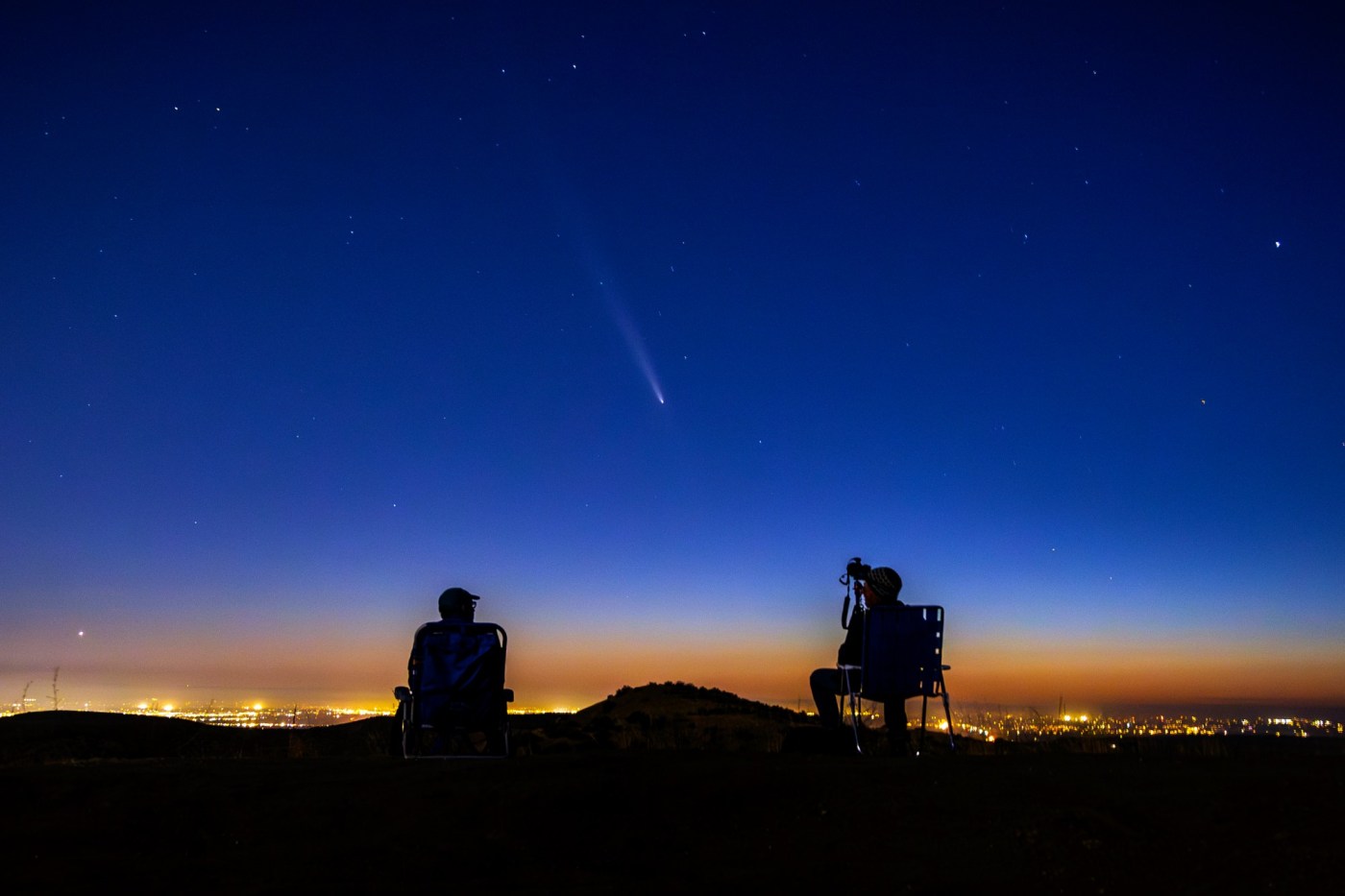 Photos: Check out the comet shooting across the sky — it won’t be back for 80,000 years 1 OCR L COMET 1017 13 RHp3BW