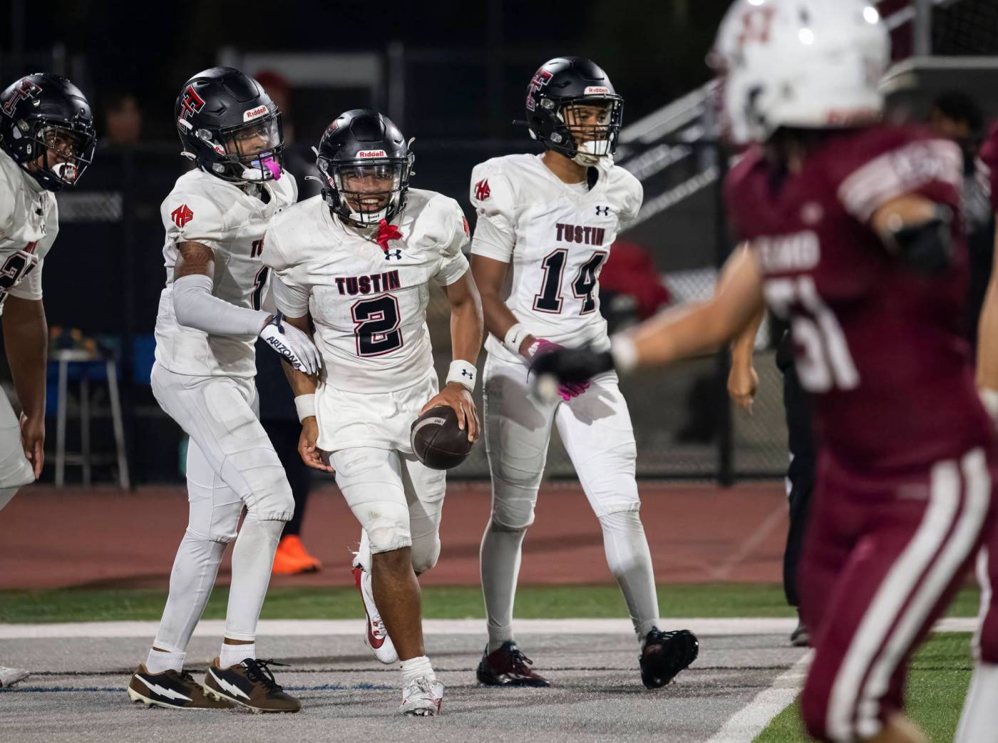 Fryer on Football: Previews and predictions for Week 10’s top games 3 OCR L HSFB TUSTIN ELMO 101802 1 tpgrte