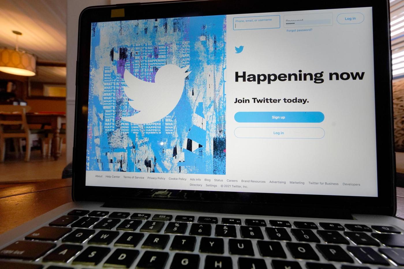 Twitter Misinformation Labels 80126 dGPOBV