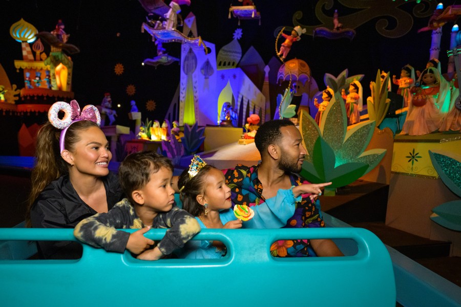 Classic Disneyland snack to replace turkey during Chrissy Teigen and John Legend’s Thanksgiving dinner 1 GettyImages 1239988225 tyFR7i