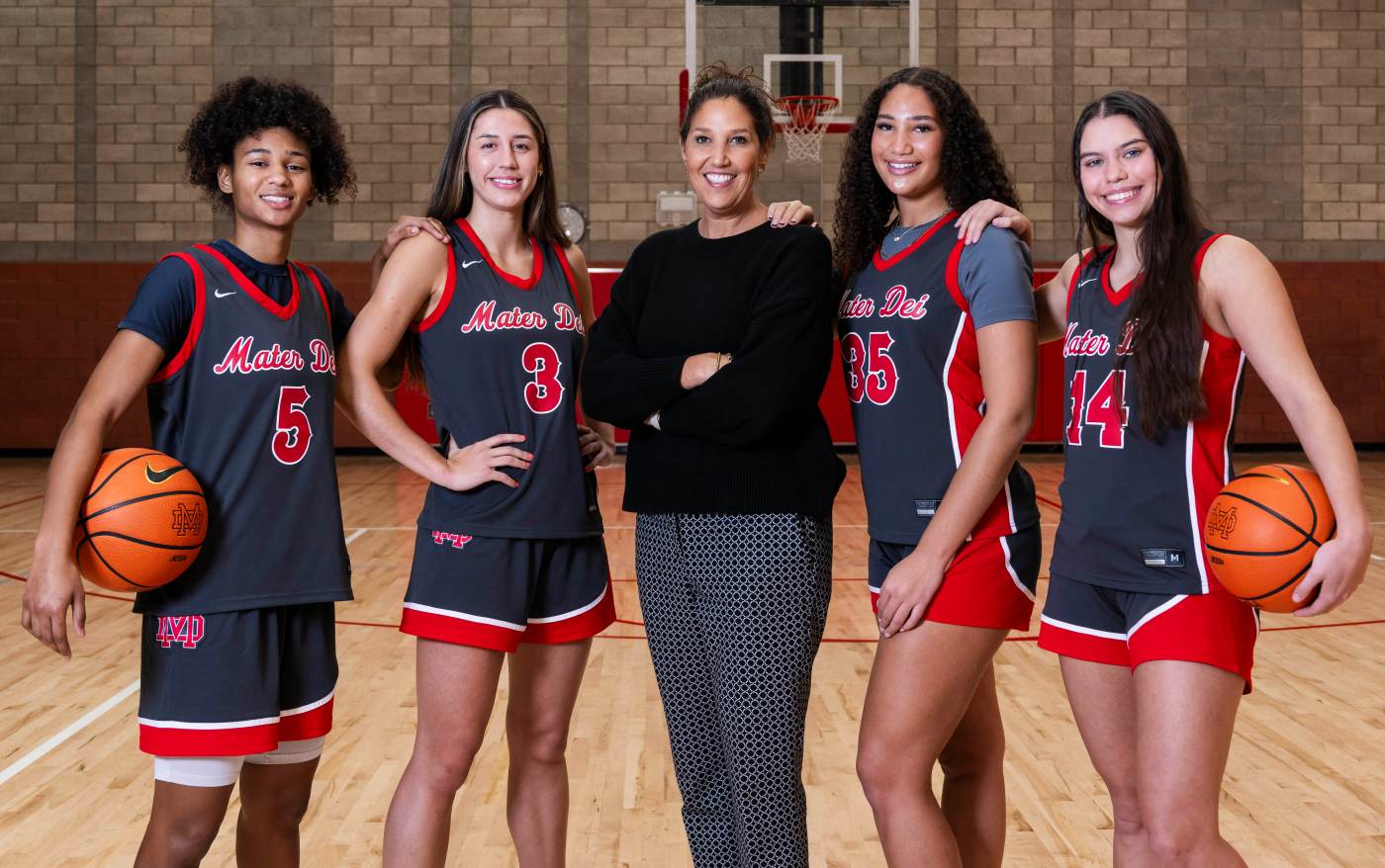 Girls basketball preview: New-look Mater Dei driven by same lofty goals 8 OCR L HSGBB PREVIEW XXXX 02 PB 1 ZheTk0