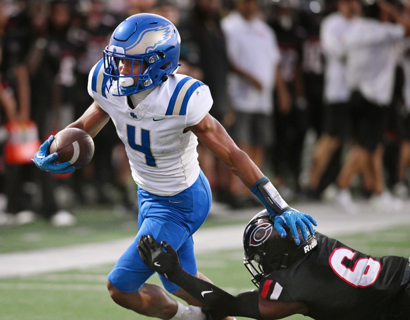 Santa Margarita football lands at-large berth in 10-team CIF-SS Division 1 playoff bracket 1 RPE L FB CENTENNIAL 0831 13MS 2lf9DI