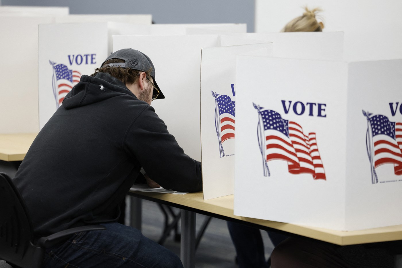 4 factors that could tilt a wild presidential race 2 US NEWS CAMPAIGN FACTORS GET REDRGy