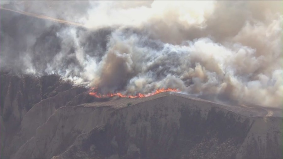 somis fire 2 yyg2Wb