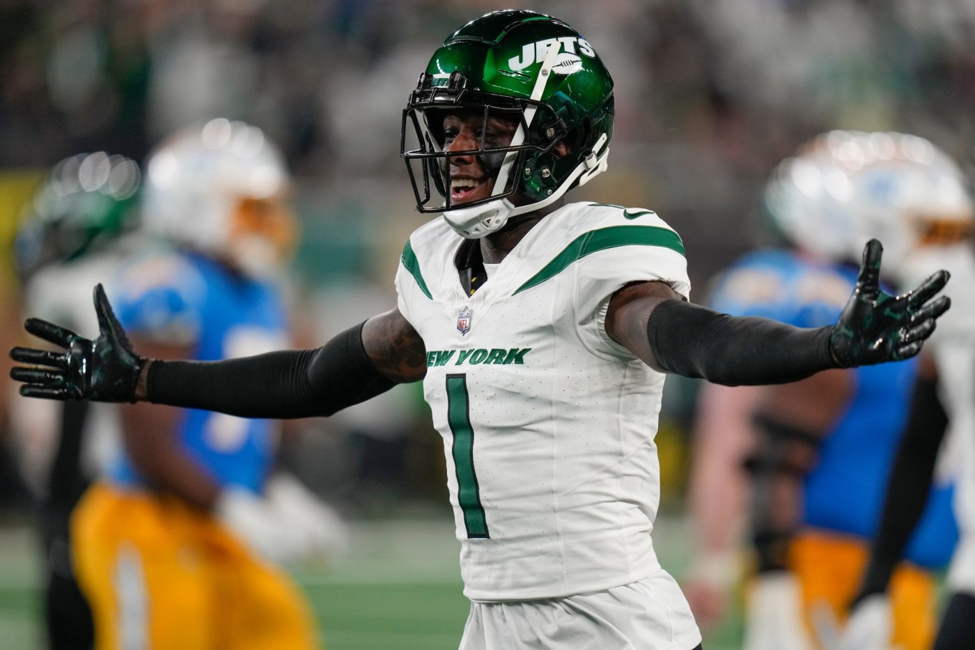Rams preparing for first look at Jets CB Sauce Gardner 1 AP23311128870159 3fuI6z