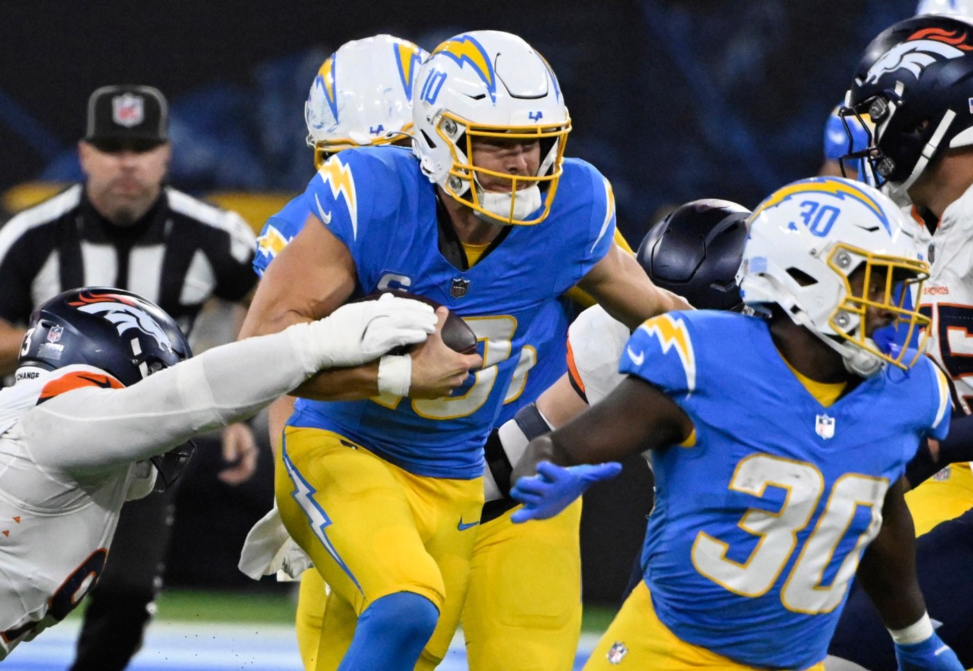 Swanson: Chargers, Justin Herbert mount resounding response 1 LDN L CHARGERS 1220 KB70 IG65BL