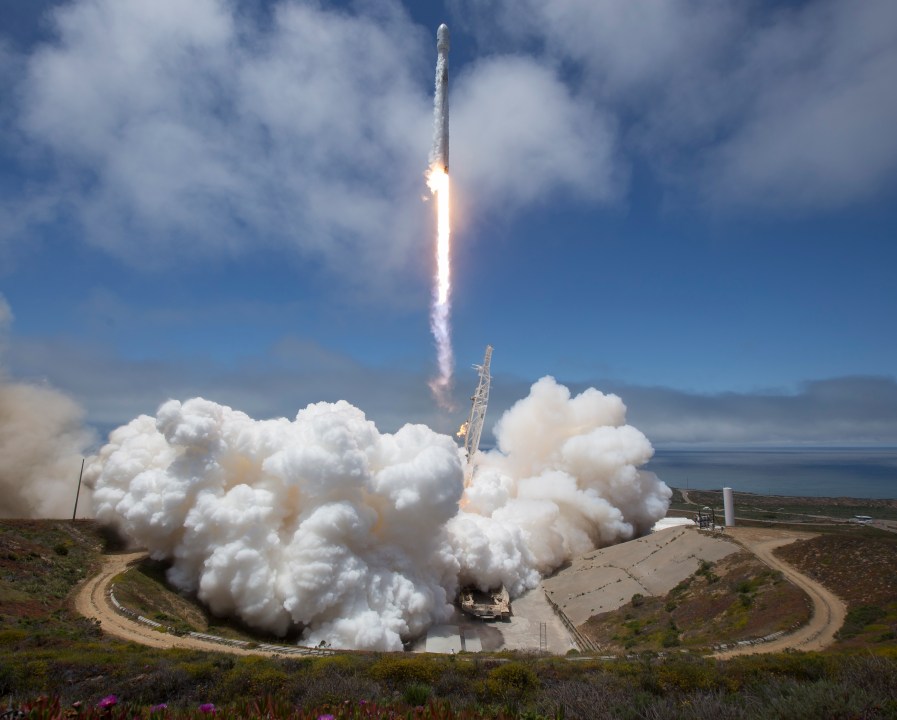 California rocket launch could produce sonic booms this weekend 2 getty spacex Pe8Dsy
