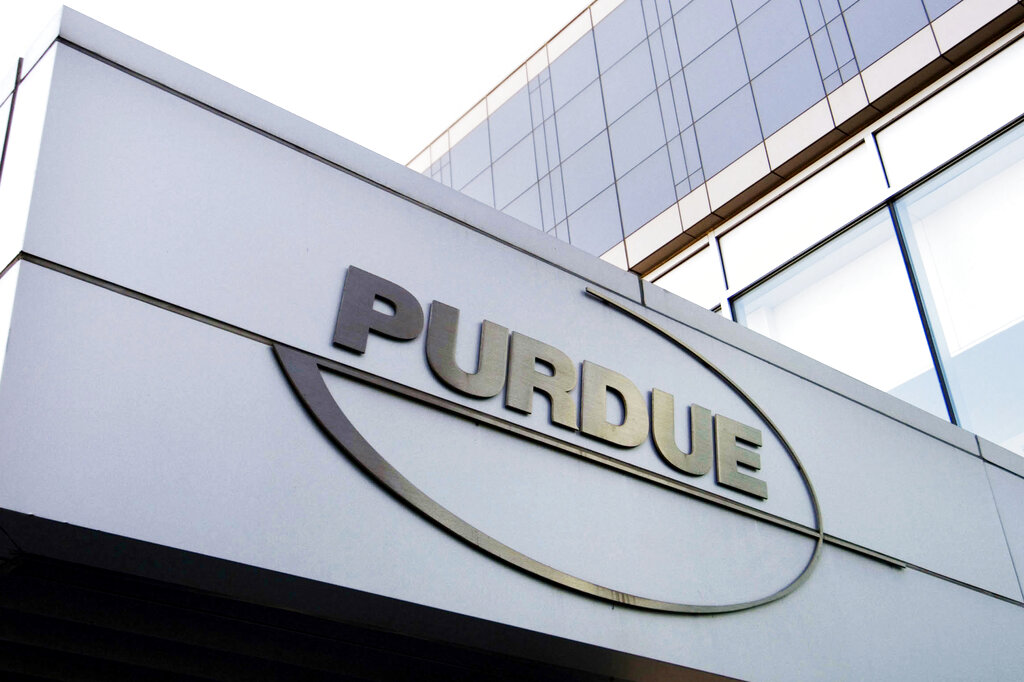 Purdue Pharma owners could pay $7.4 billion settlement over OxyContin toll 1 AP20295429255326 eFK2Bh