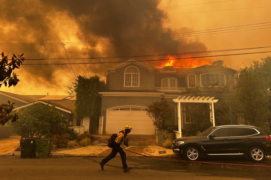 Destructive, ‘life-threatening’ windstorm expected to peak overnight across Southern California 24 AP25007812840725 ec2aeb MRbIY6