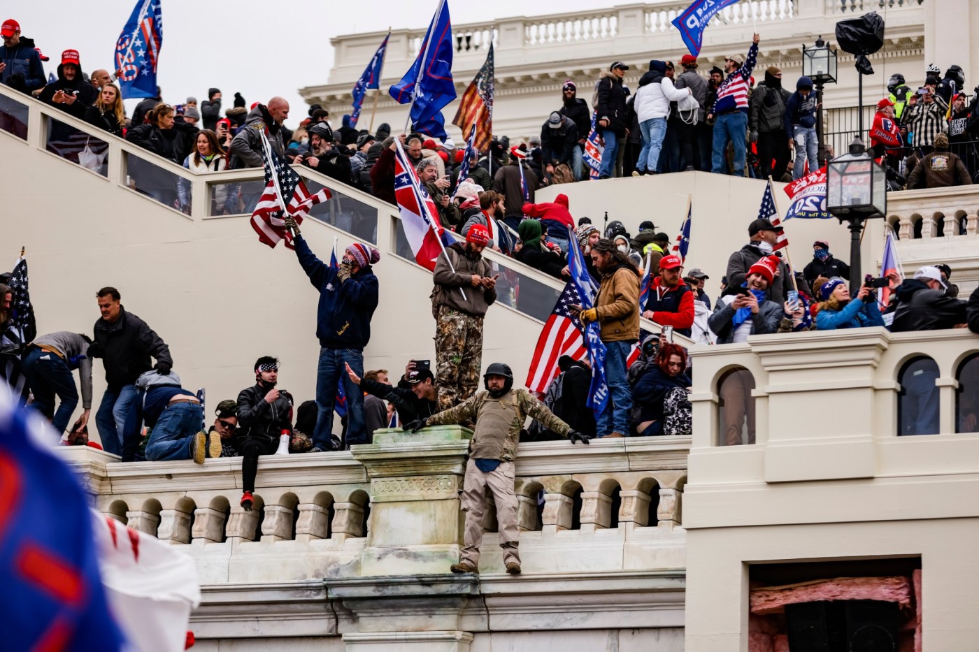 Pardons for Southern California Jan. 6 defendants include those who attacked police 1 GettyImages 1230454782 1 P7N0kZ