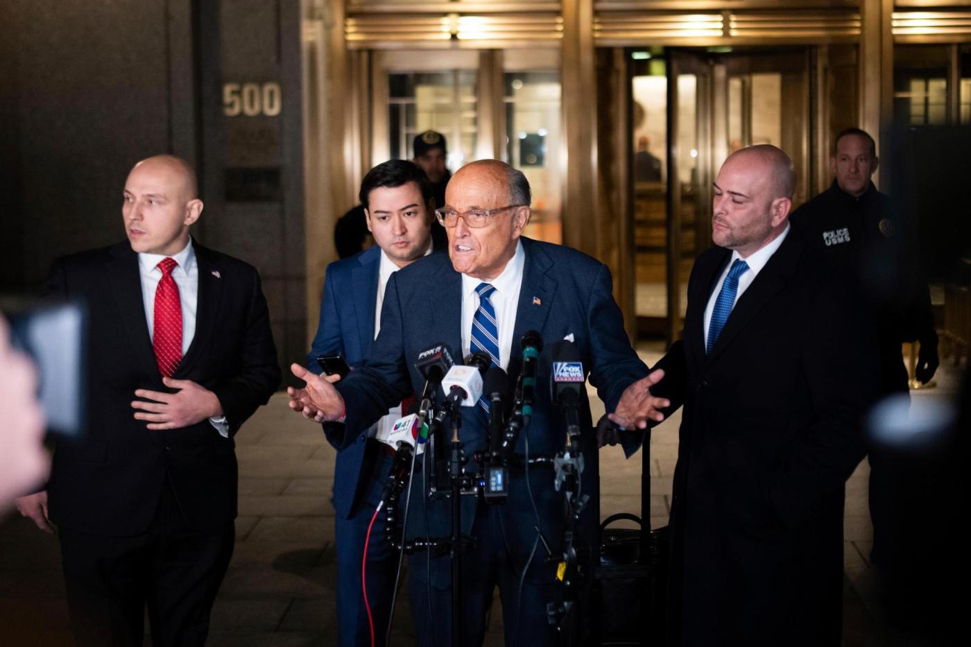 Judge will weigh holding Giuliani in contempt of court after jury’s $148 million defamation award 1 Giuliani Election Misinformation 86945 a5e26e 8EpnKj