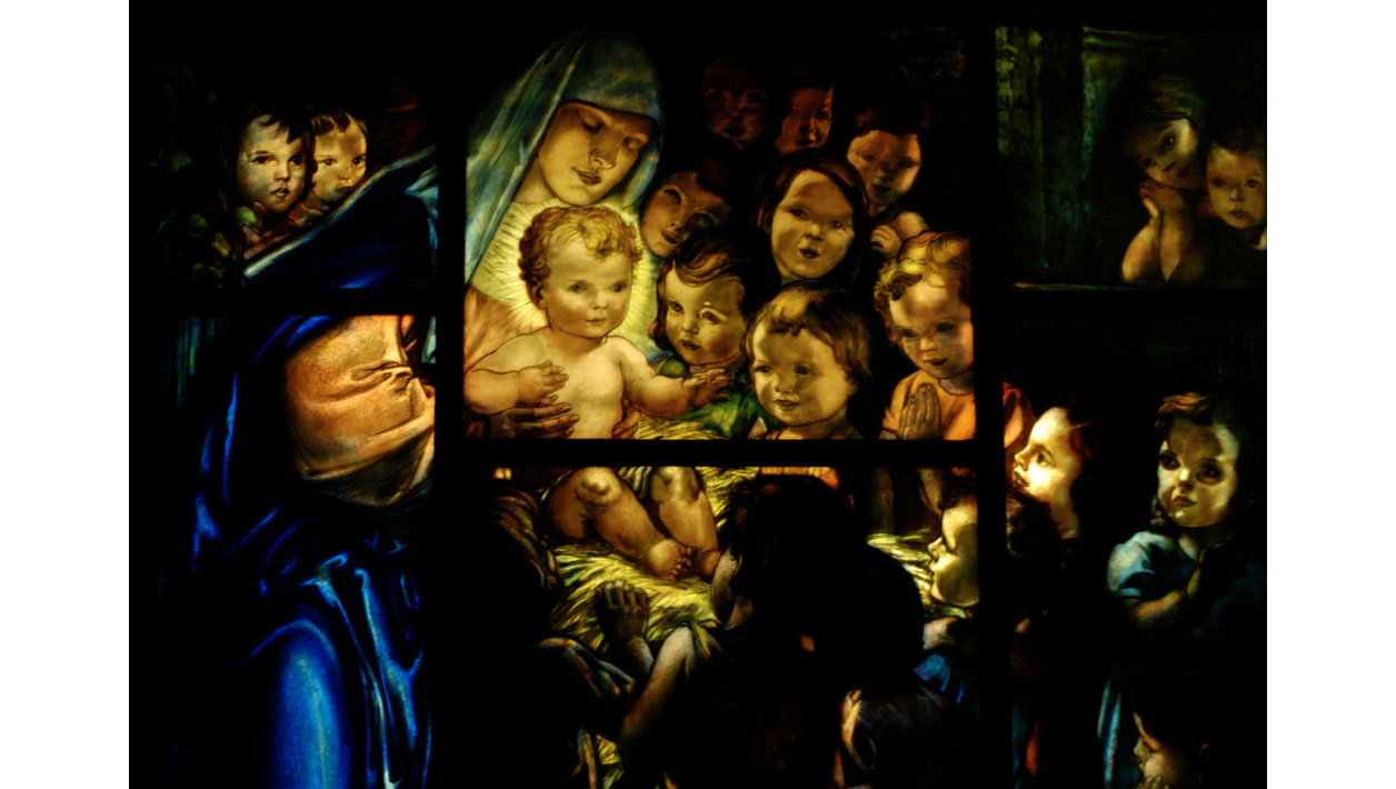 Hidden SoCal treasures: Glendale Forest Lawn, the first memorial-park 3 Nativitystainedglass 16x9.jpgusethisone Ic3MWI