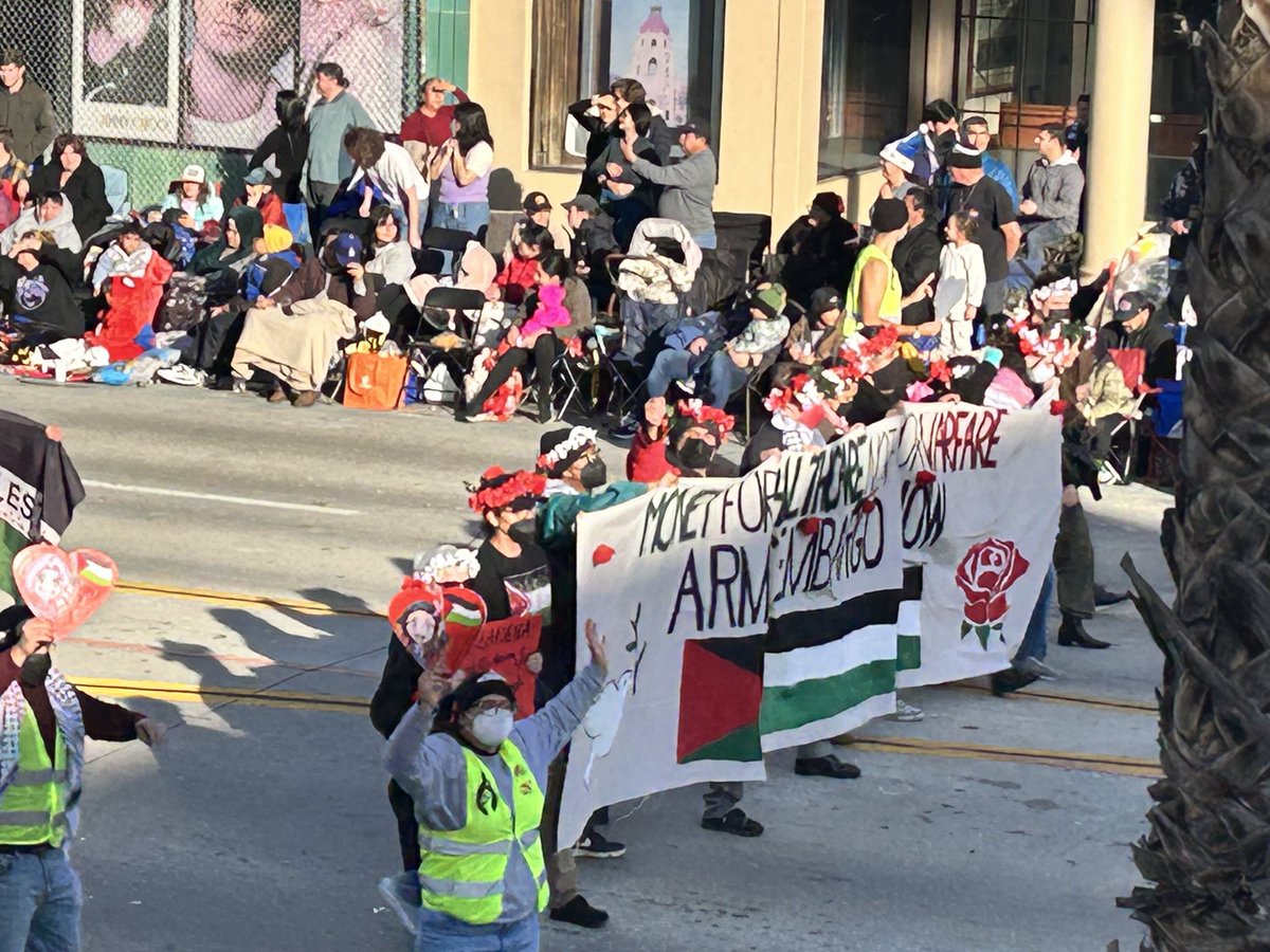 PAS L ROSE PROTEST 1 Y4m2r1