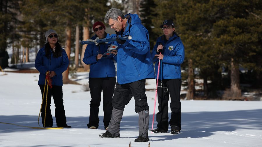 Snow survey shows above-average California snowpack 2 SN2 3898 e1735908500106 NoDS5u