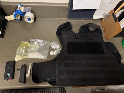 Body armor, drugs found in drunk driver’s car: police 2 2 10 25 traffic stop arrest original 622b19 W7pyuA