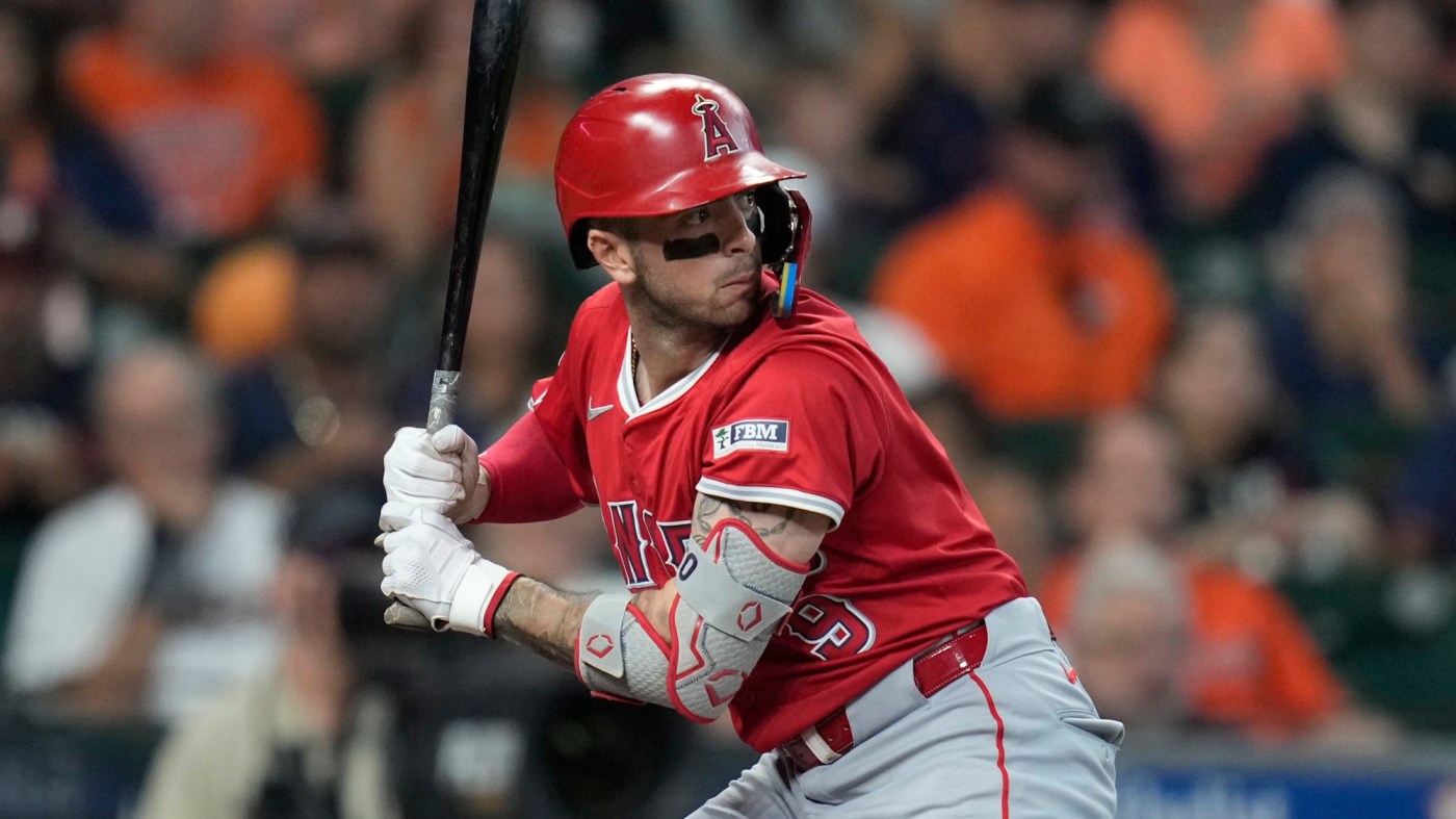 Angels SS Zach Neto to start the season on the injured list 1 AP24266510103608 DZgR70