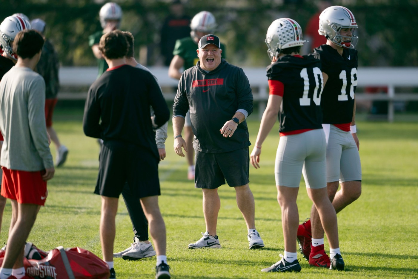 Chip Kelly leaves Ohio State to become Raiders’ offensive coordinator under Pete Carroll, AP source says 1 AP25014707306282 rnipHb