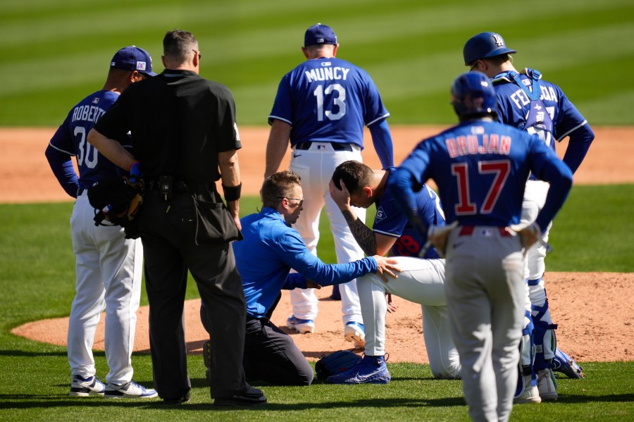 Dodgers pitcher hit in the head by 106 mph line drive 2 AP25051831939465 iynSAk