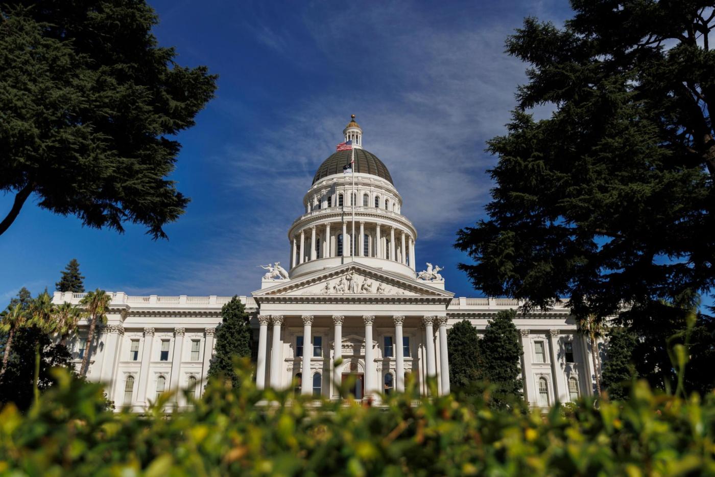 Who really pays for trips by lawmakers? 1 CALIFORNIA CONGRESO INCENDIOS 05231 nohn7h
