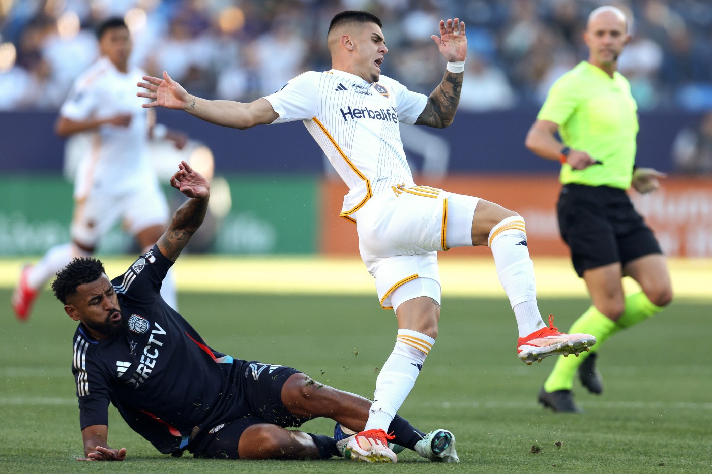 Galaxy shut out by San Diego FC in 2025 season opener 1 LDN L GALAXY 0224 13