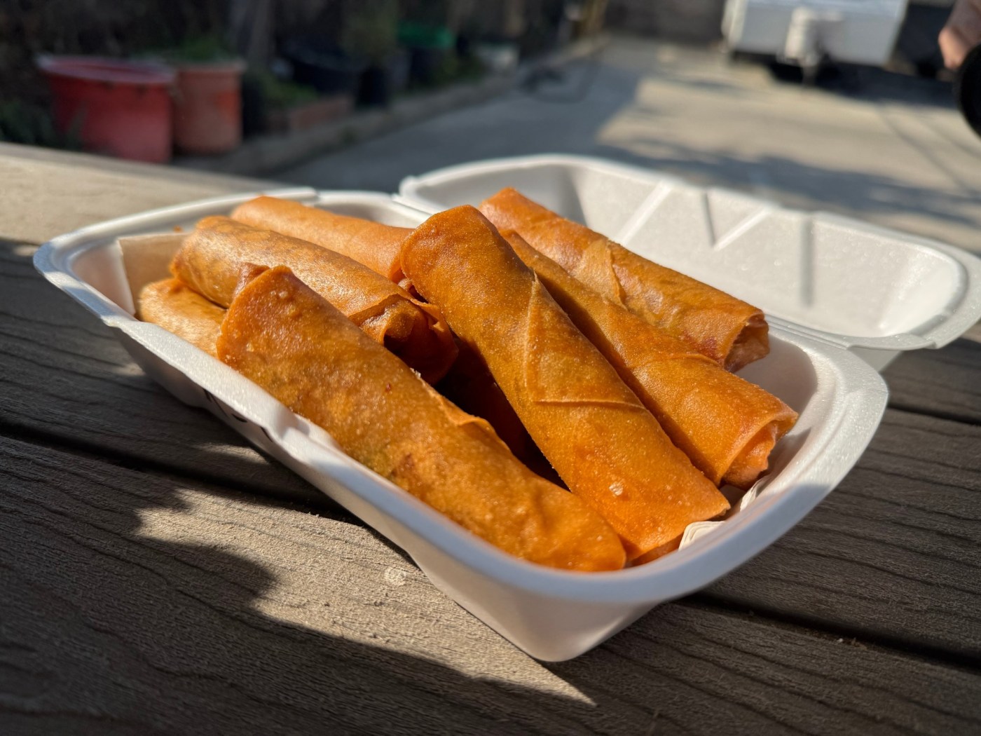 Here, try this: Shatteringly crisp egg rolls in Westminster 2 OCR L EGG ROLLS 0220 01 Xw7lFb
