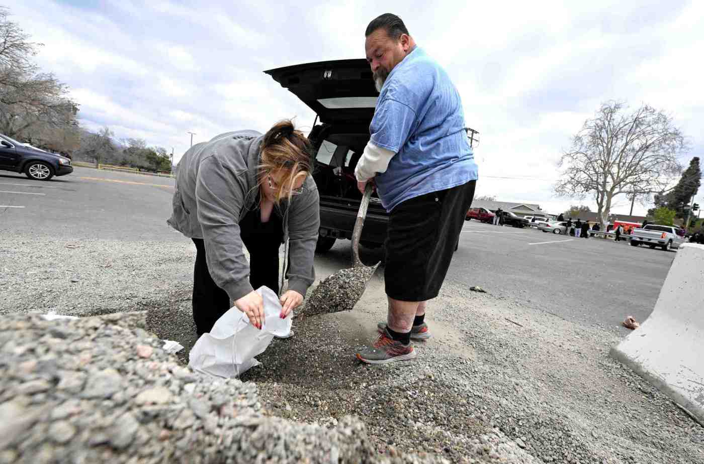 Rain to slam Southern California Wednesday through Friday — could prompt mudslides, floods 1 SBS L RAIN 0212 01 WL rSg01D