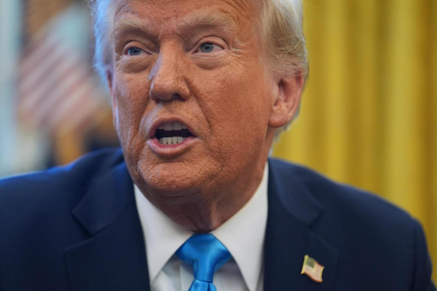 Trump 85839 n6QbXd