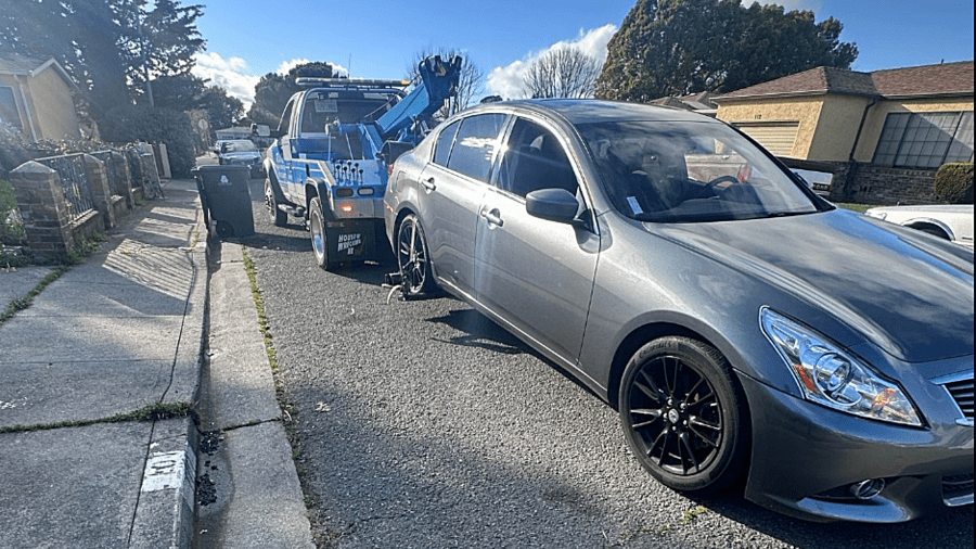 Teen driver uses age as excuse after doing donuts: Vallejo PD 2 Untitled 14 1 9TQ24Q