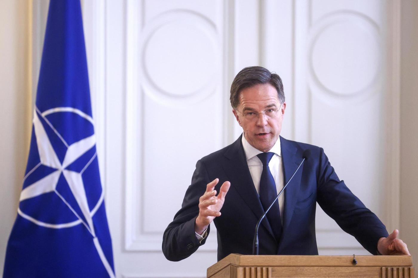 Bosnia NATO 33006 fe4976 Xgfpge