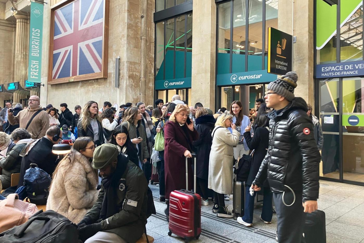 Unexploded WWII bomb halts Eurostar travel connecting Paris to London and Brussels 2 France Unexploded Bomb 02772 2utUOq