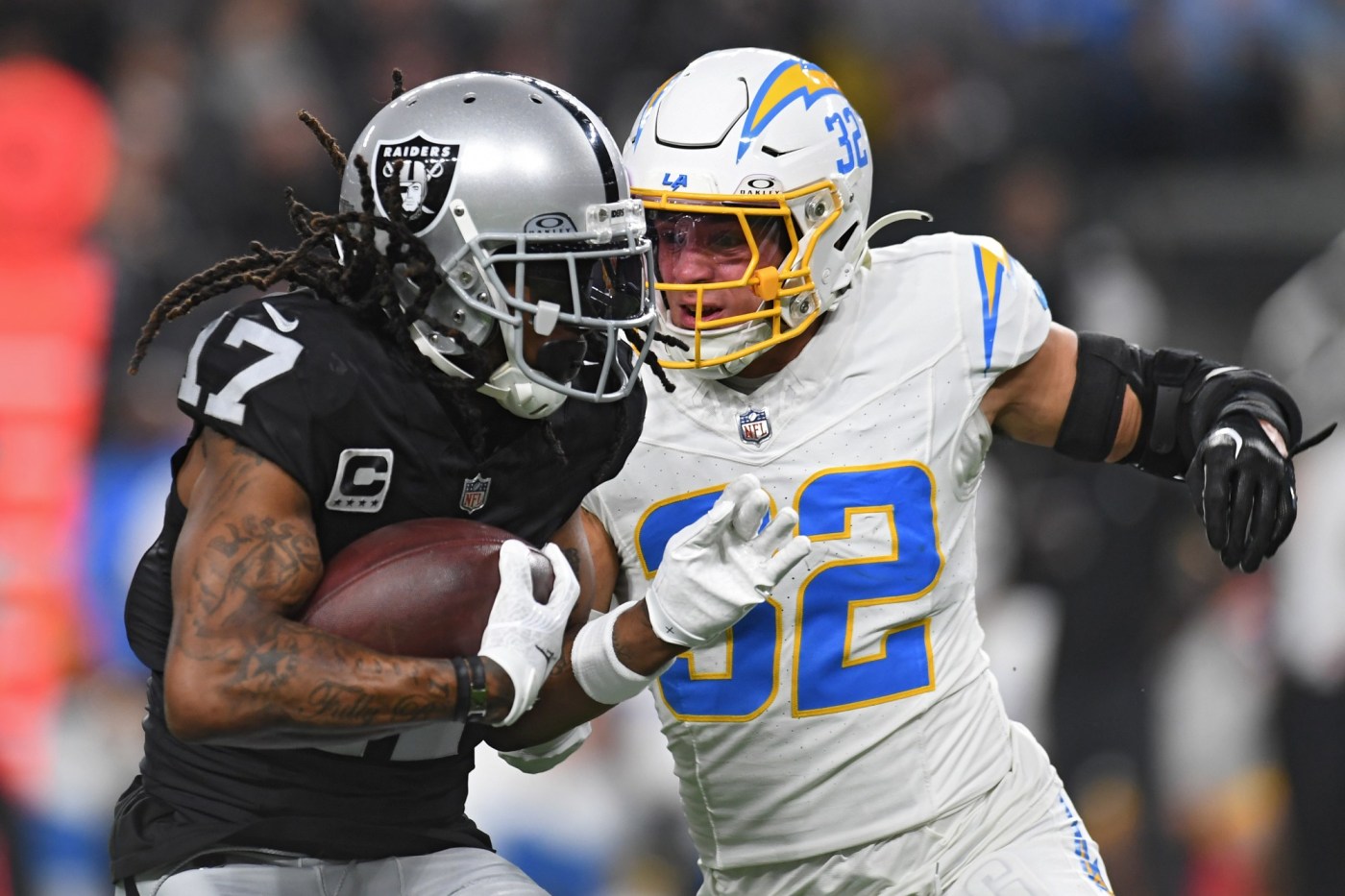 Rams, WR Davante Adams agree to two-year contract 1 GettyImages 1856188400 Brnzzh