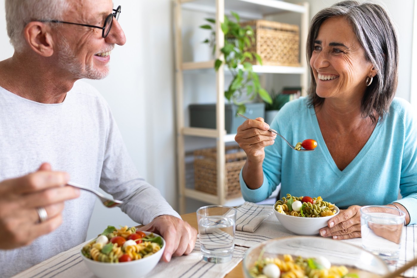 5 healthy strategies to help manage emotional eating 1 GettyImages 2180228416 n9Vmzw