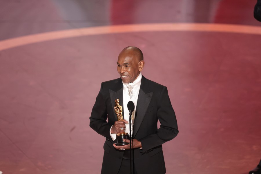 'Wicked' costume designer becomes first black man to win Oscar in category 1 GettyImages 2202401754 XkVLL6