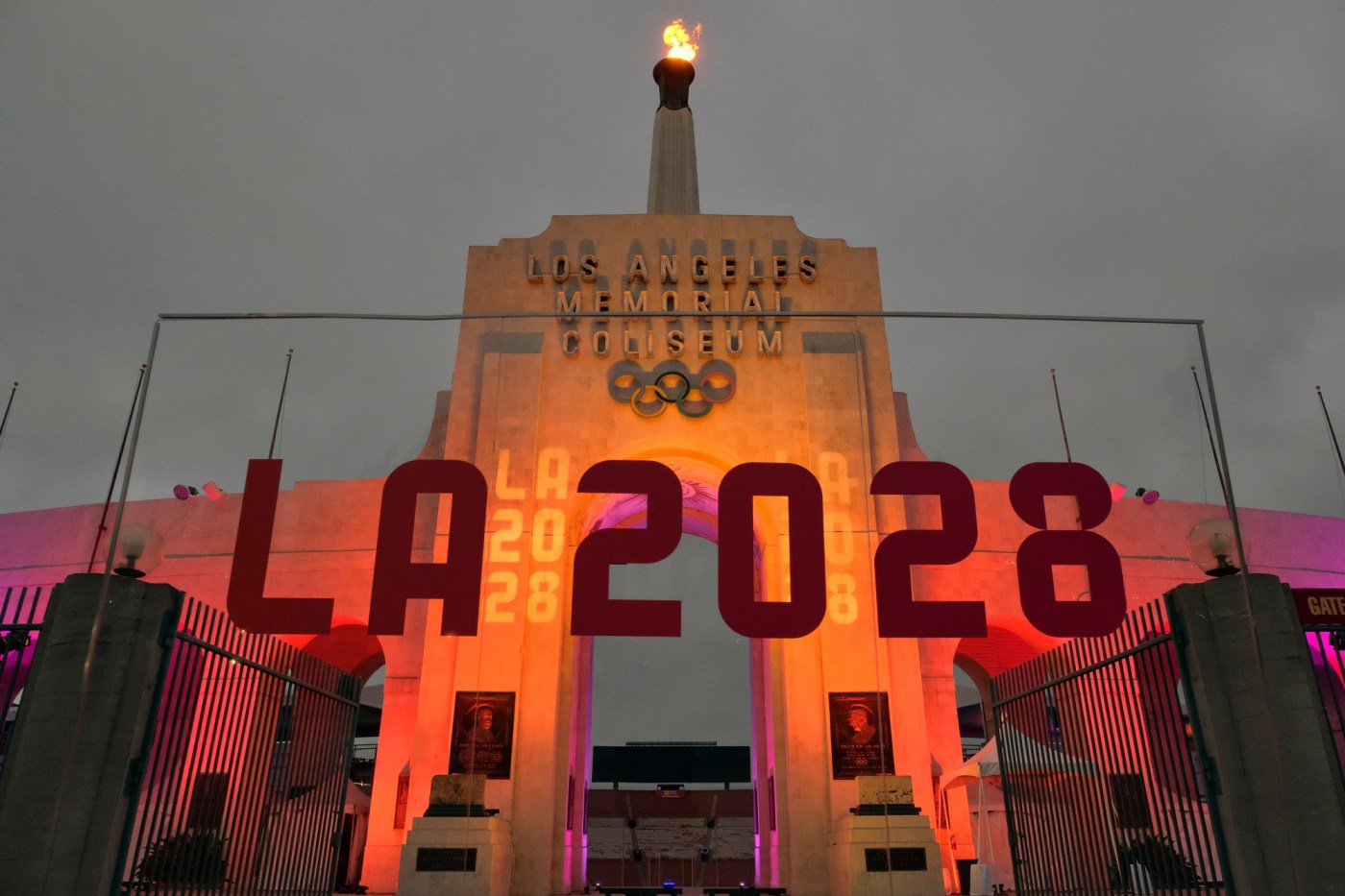 Survey: One-third believe 2028 Olympics will worsen traffic jams due to inadequate transit 4 LDN L OLY USA DECADE 3 0723 01 1 b8ZRGH