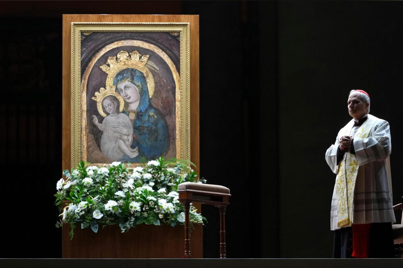 Pope Francis no longer requires mechanical ventilation after respiratory crisis 2 Vatican Pope Health 06643 tnLiIU